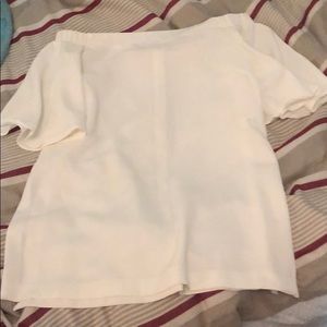 WHITE OFF THE SHOULDER TOP